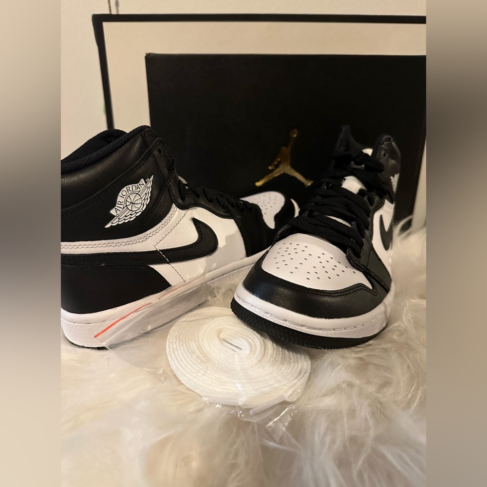 Air Jordan 1 High Golf 'Panda'